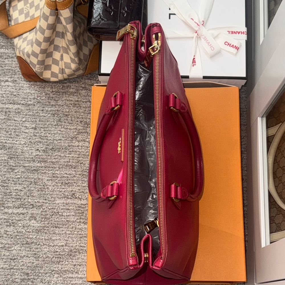 AUTHENTIC Prada Women's Red Leather Satchel - Picture 10 of 15